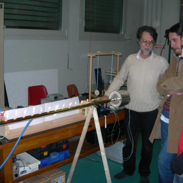 112 dept- fisica 9 dec- 2005 058